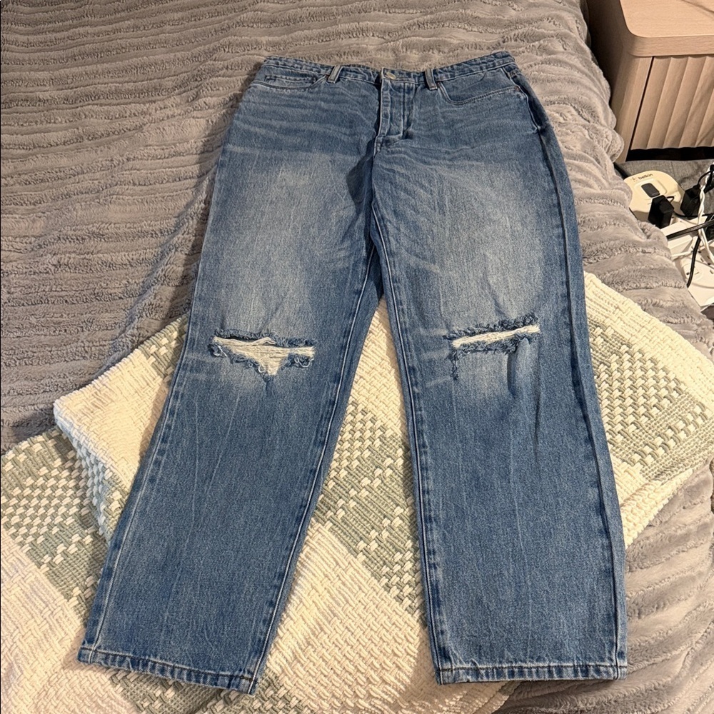 Women’s Blank NYC mid-rise loose fit jeans